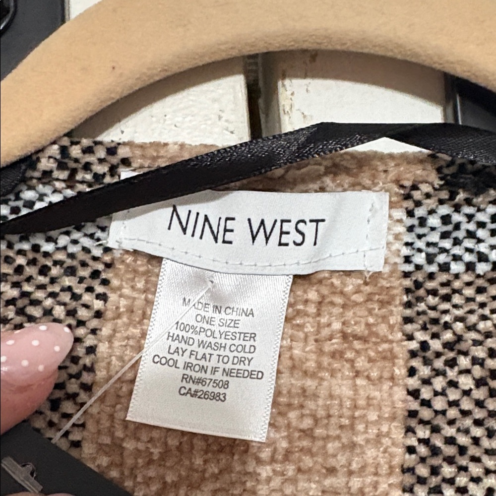 NWT Nine West Cardigan/Poncho - Picture 3 of 4